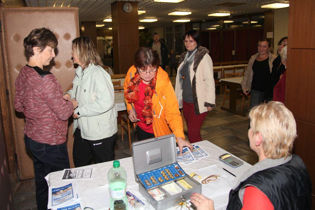Fotogaléria GALAPROGRAM FS KOKAVAN pri príležitosti 45. výročia jeho založenia (111) GALAPROGRAM FS KOKAVAN pri príležitosti 45. výročia jeho založenia